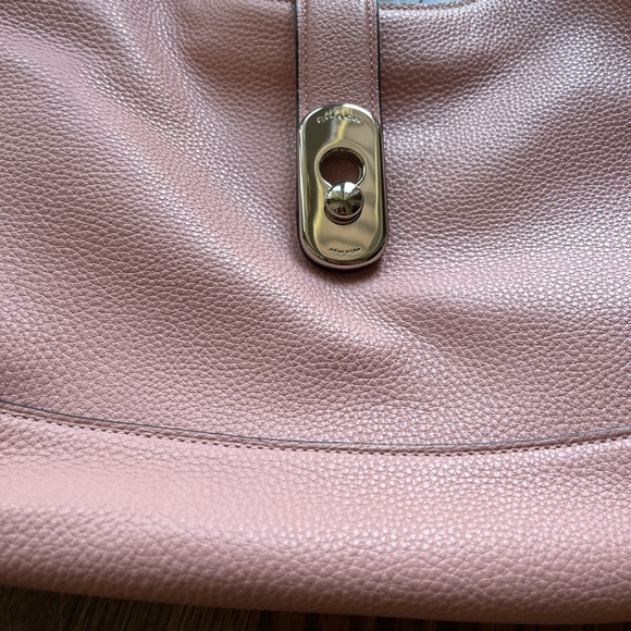 TODAY!! NWT! Coach Petal Pink Small Hobo 5 set- - Picture 14 of 14